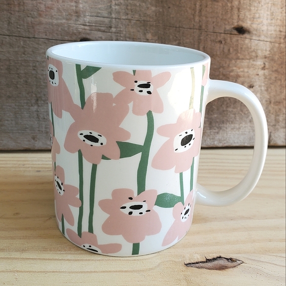 Room Essentials Other - Room Essentials 15 oz floral coffee or tea flowers stoneware mug